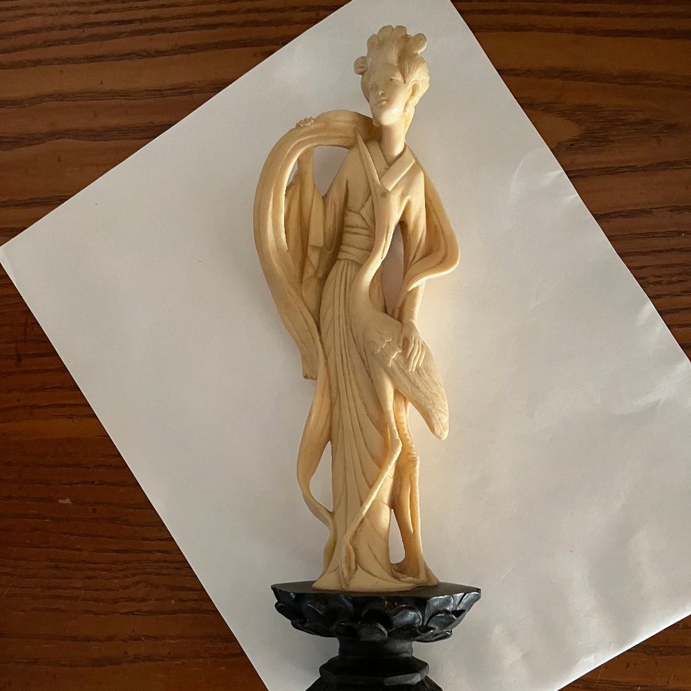 Asian Lady Sculpture